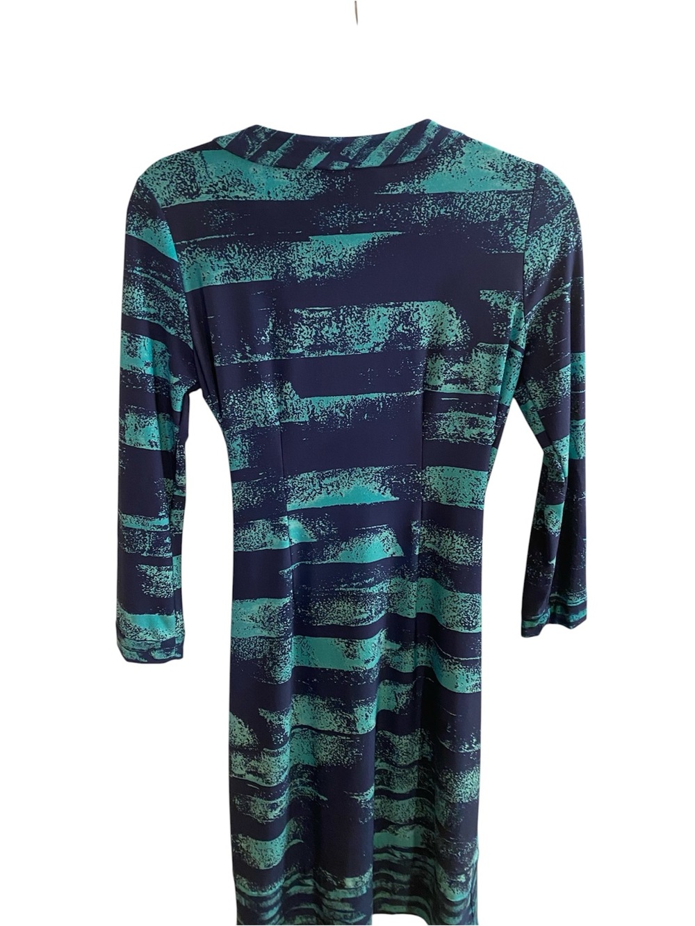 BCBGMaxAzria Navy/Teal 
Printed Warp Mini Dress
Size Small
NWOT - Picture 5 of 10